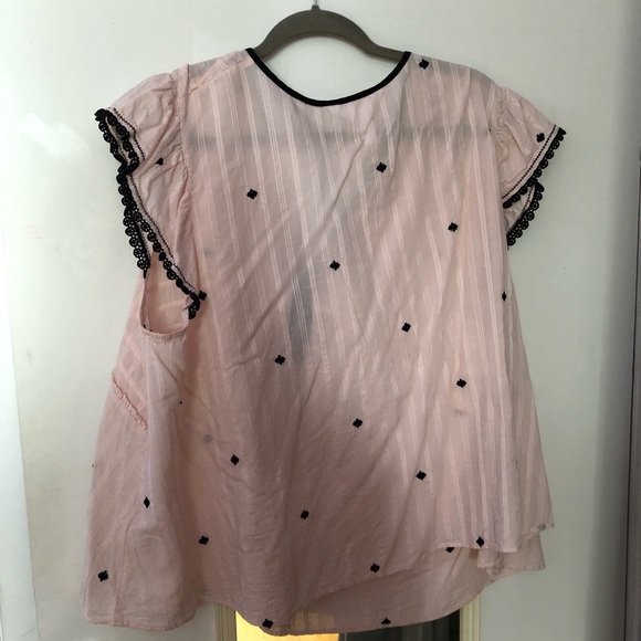 Pink top - Picture 2 of 3